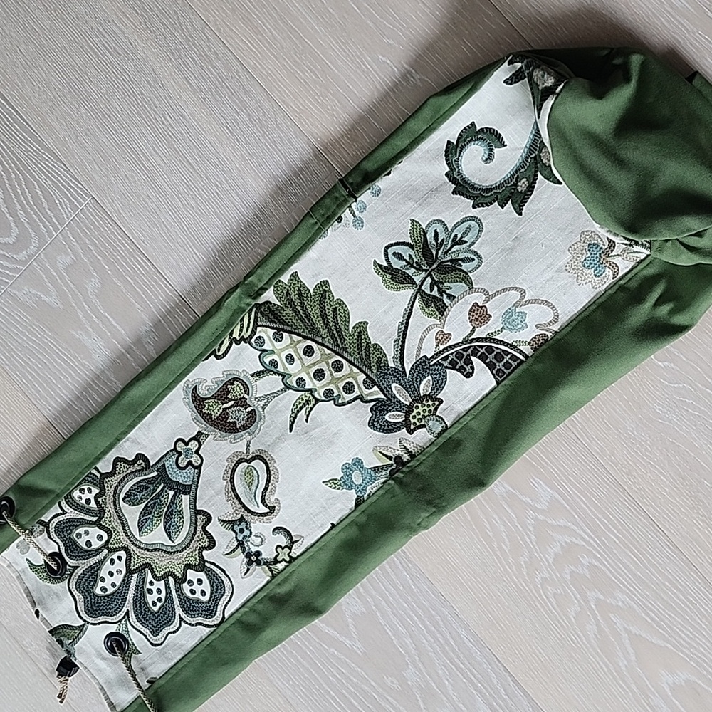 NWOT Hugger Mugger Large Top Loading Yoga Mat Carrier Bag